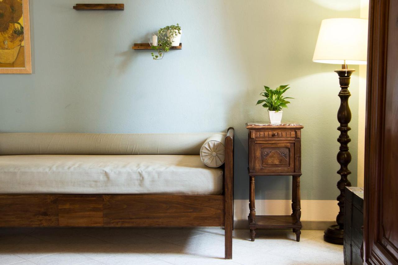 Bed and Breakfast L'Aromatario Neive Exterior foto