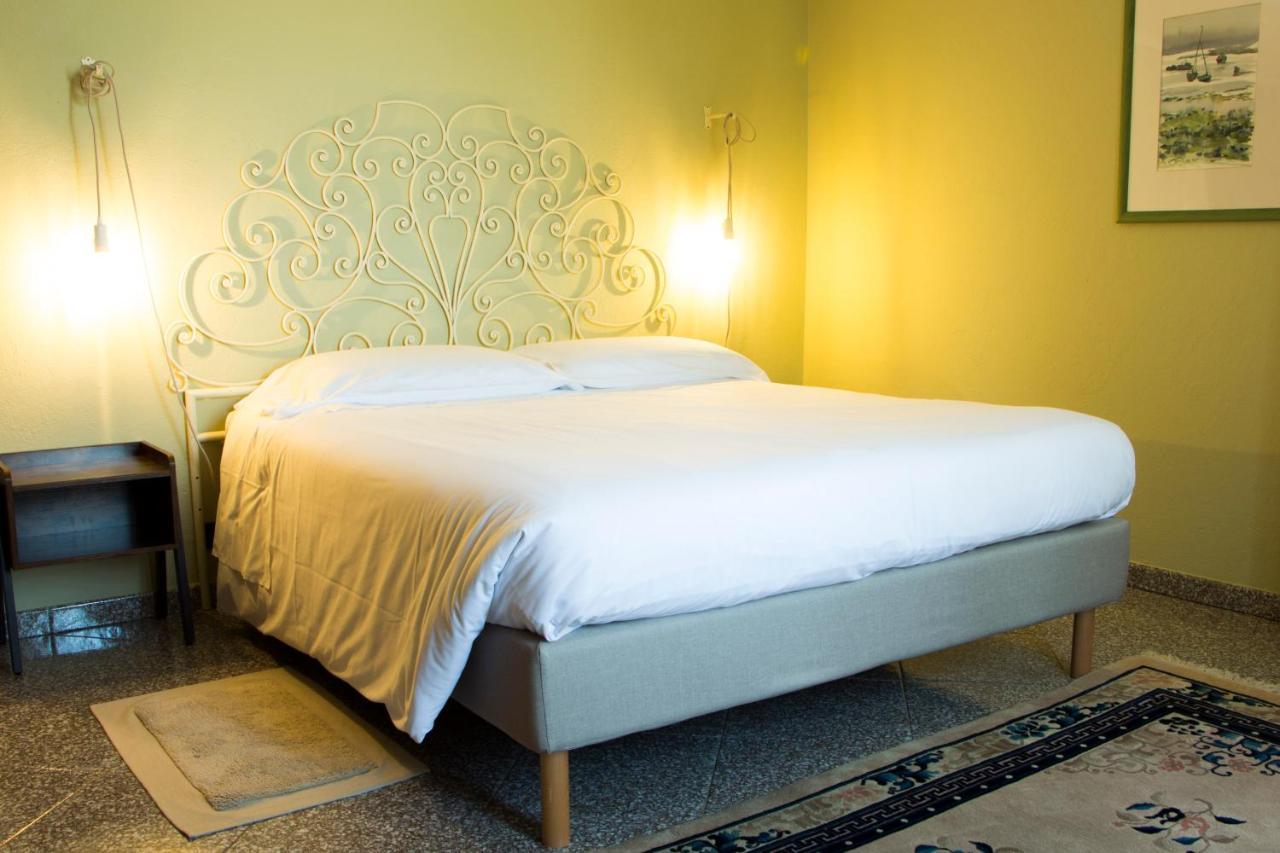 Bed and Breakfast L'Aromatario Neive Exterior foto