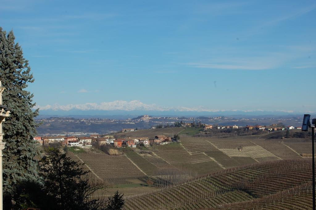 Bed and Breakfast L'Aromatario Neive Exterior foto