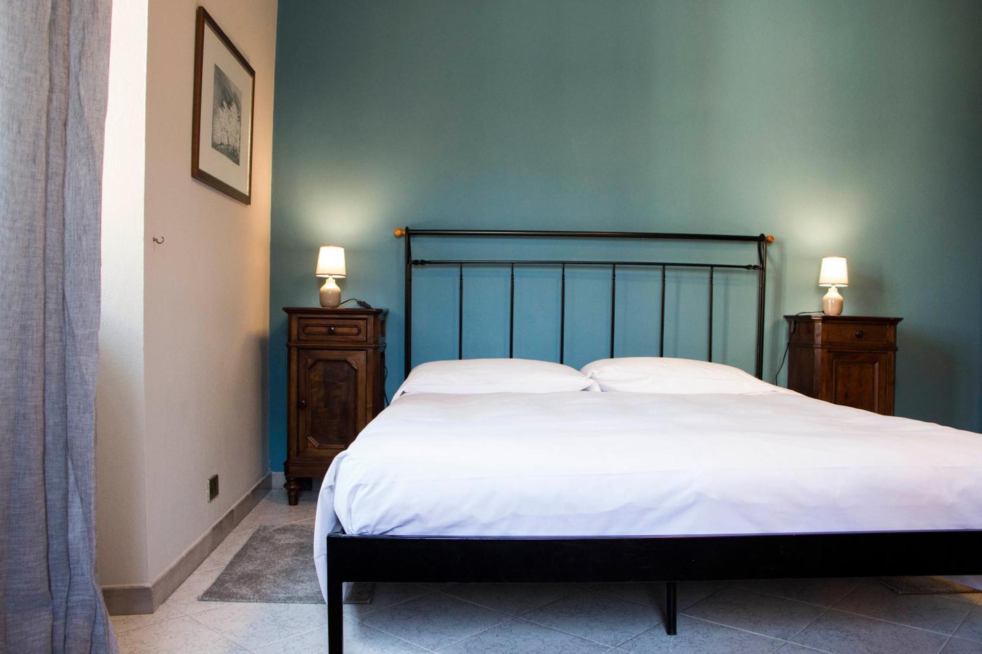 Bed and Breakfast L'Aromatario Neive Exterior foto
