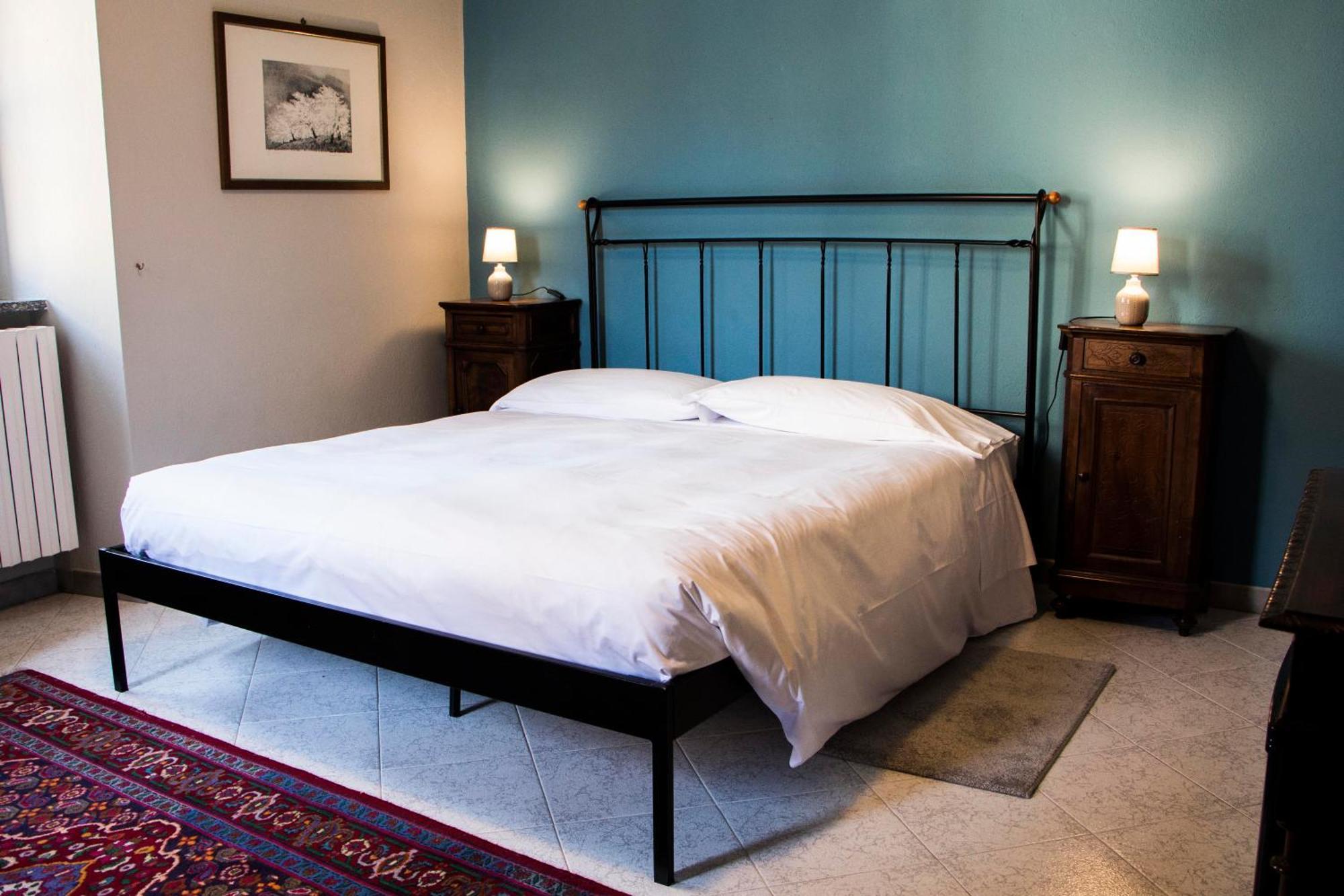 Bed and Breakfast L'Aromatario Neive Exterior foto
