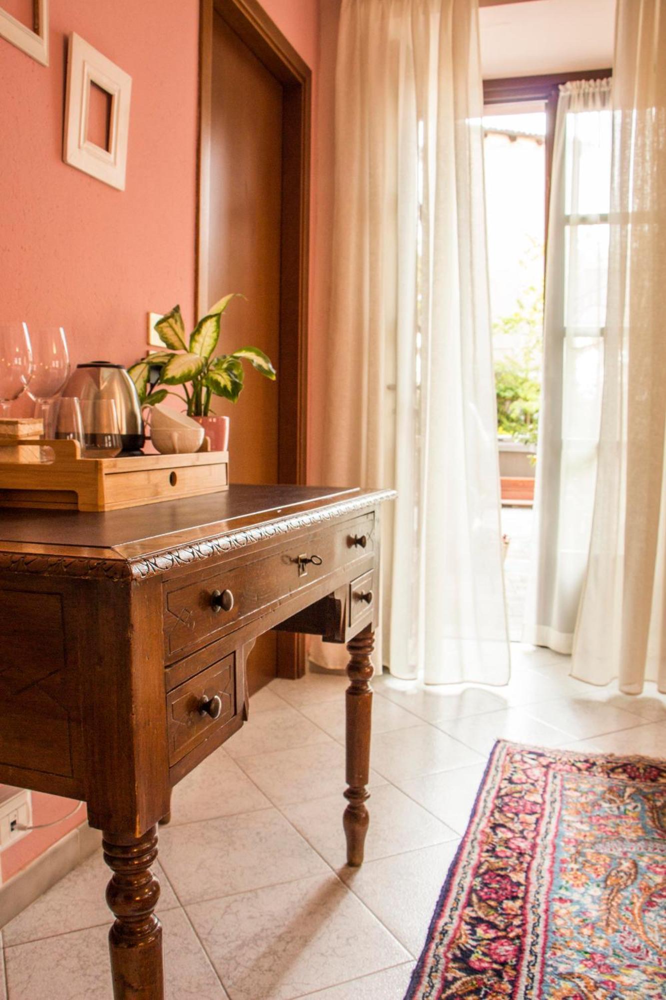 Bed and Breakfast L'Aromatario Neive Exterior foto