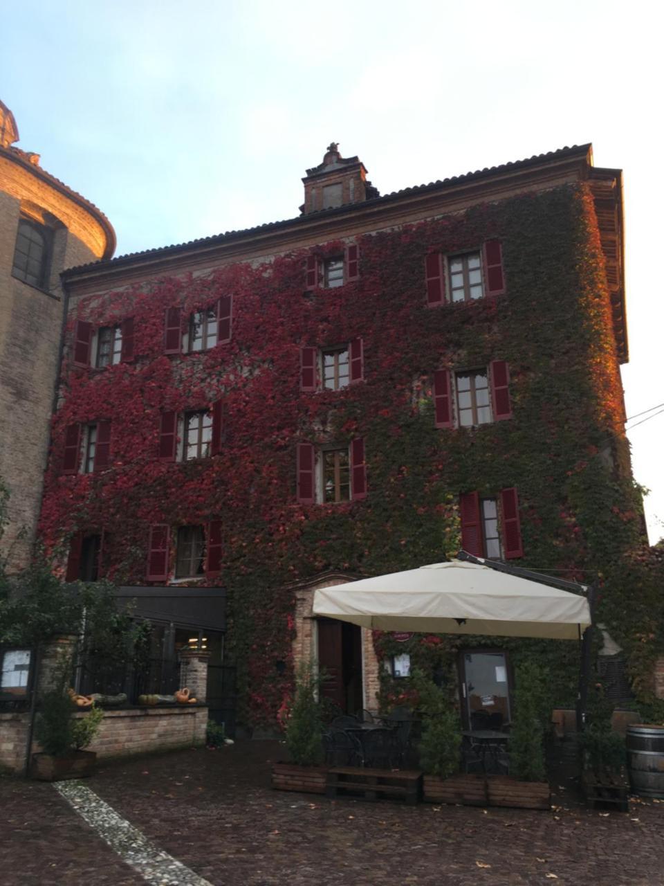 Bed and Breakfast L'Aromatario Neive Exterior foto